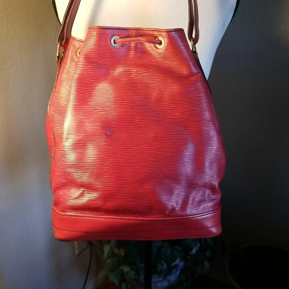 EXQUISITE SHOULDER BAG - Picture 6 of 16